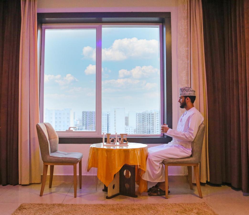 Diamond Star Hotel فندق النجمة الماسية Seeb Bagian luar foto