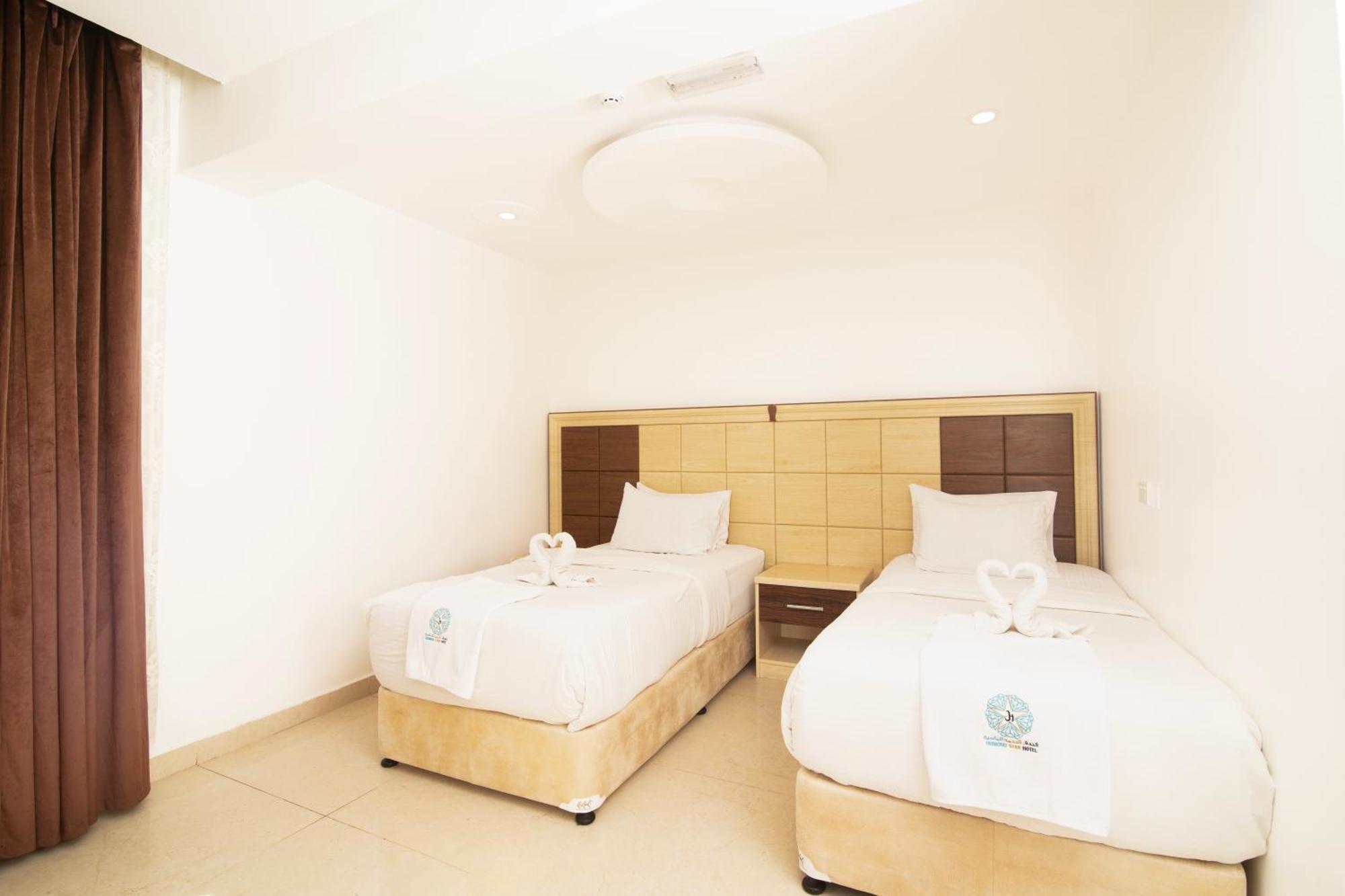 Diamond Star Hotel فندق النجمة الماسية Seeb Bagian luar foto