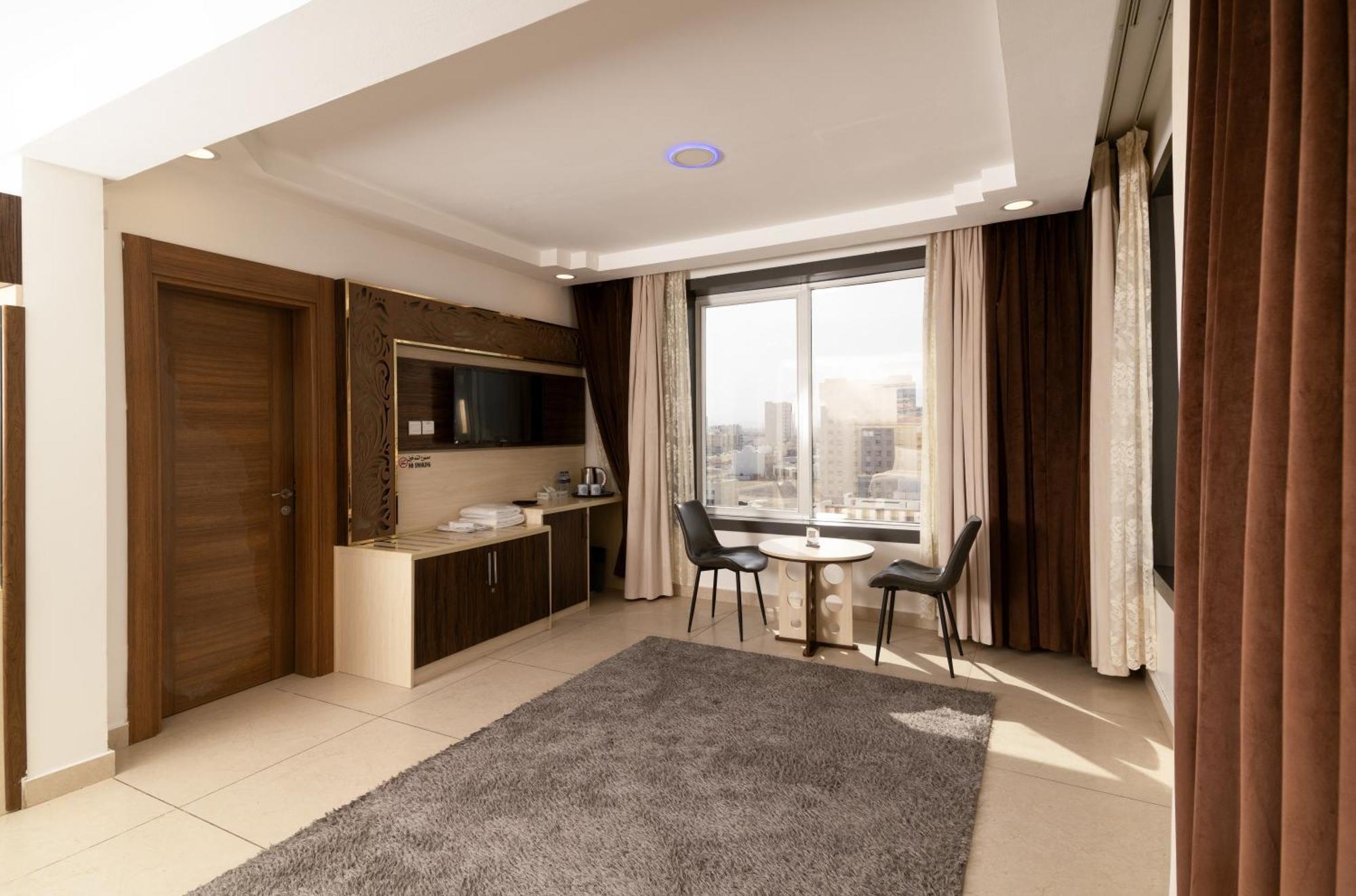 Diamond Star Hotel فندق النجمة الماسية Seeb Bagian luar foto