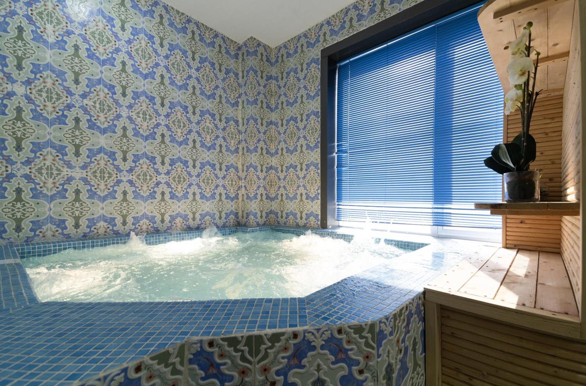 Diamond Star Hotel فندق النجمة الماسية Seeb Bagian luar foto