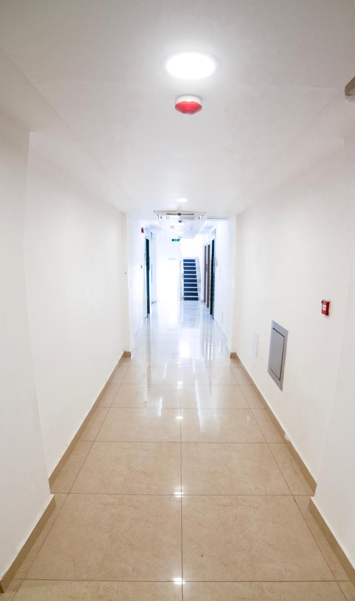 Diamond Star Hotel فندق النجمة الماسية Seeb Bagian luar foto