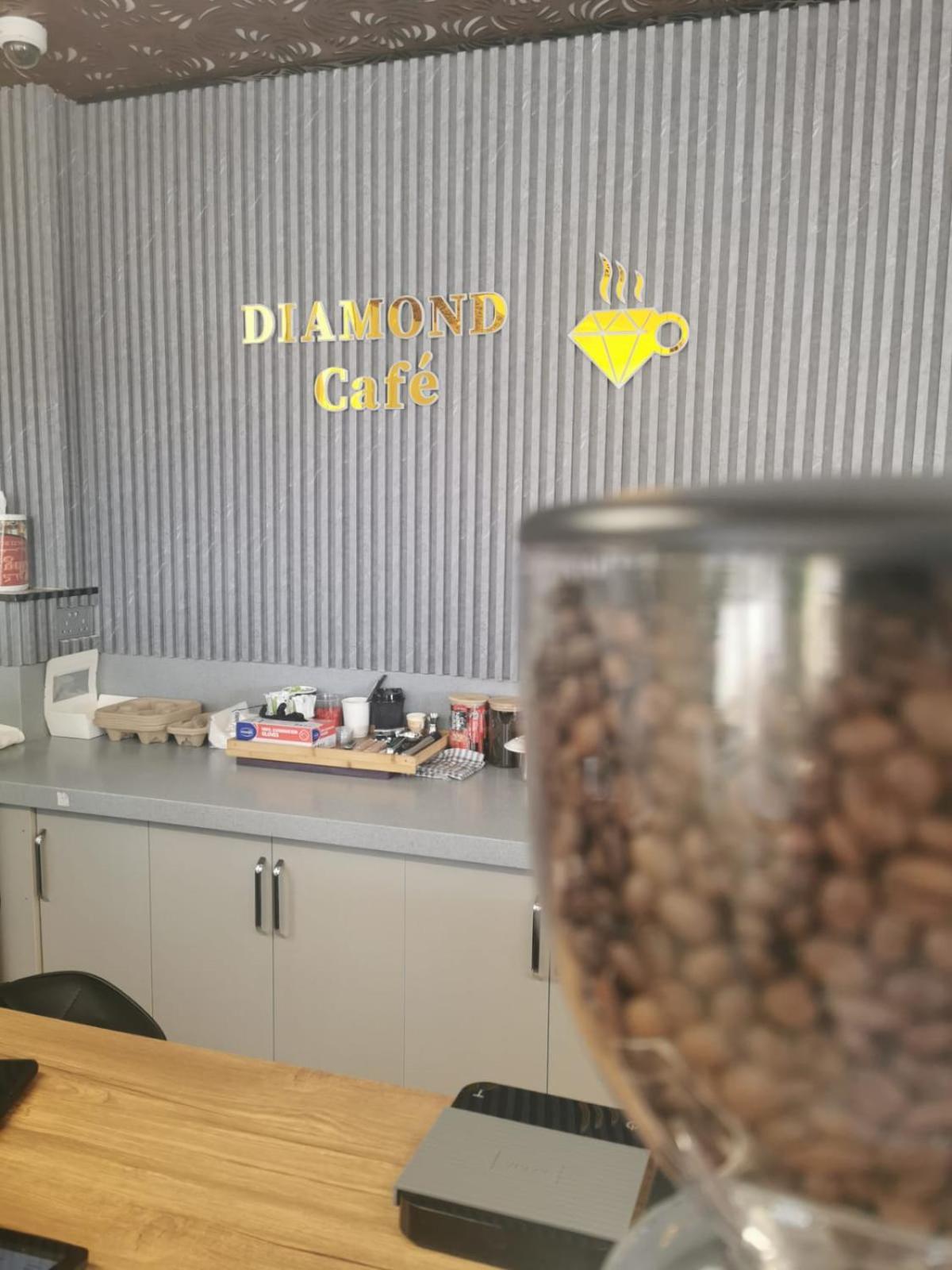 Diamond Star Hotel فندق النجمة الماسية Seeb Bagian luar foto